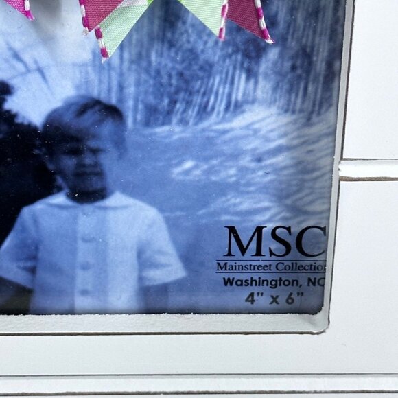 MSC Mainstreet Collection 4" x 6" Shiplap with Green, Pink and White Bow - Picture 7 of 9